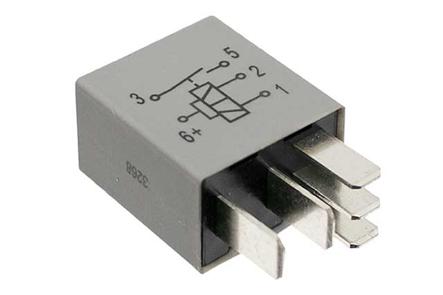 Mercedes-Benz Diesel Glow Plug Relay (Preglow Time Relay) | 2007-2012