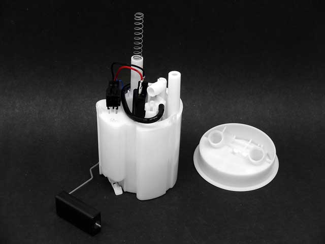 Mercedes-Benz Fuel Pump Assembly with Fuel Level Sending Unit | 2001-2005