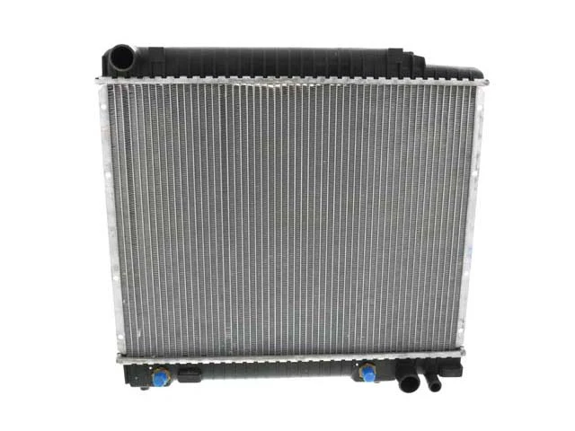 Mercedes-Benz Radiator | 1981-1985 - Image 2